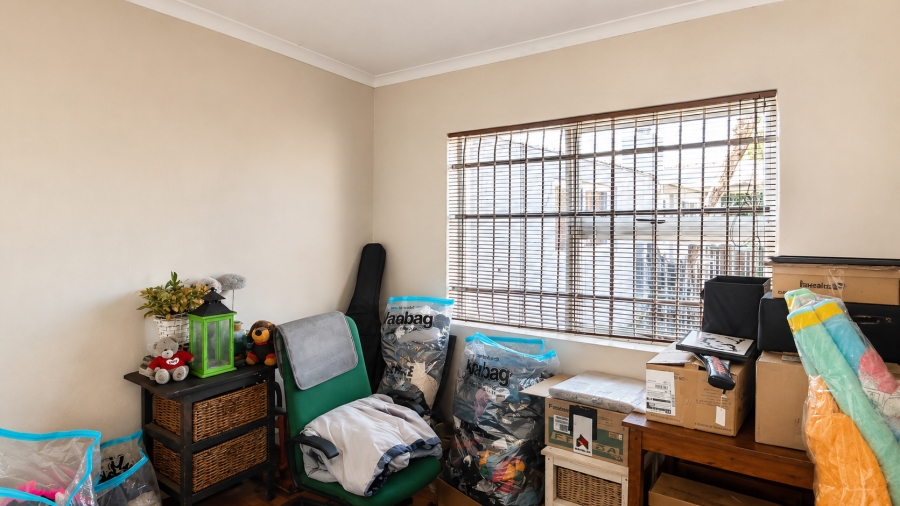 4 Bedroom Property for Sale in Windsor Park Estate Western Cape